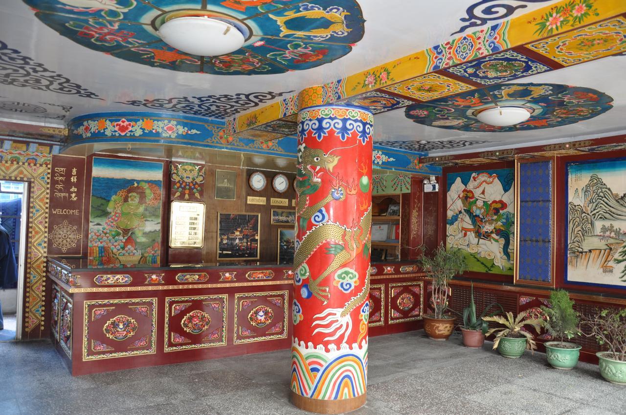 Overseas Tibetan Hotel Xiahe Exterior photo