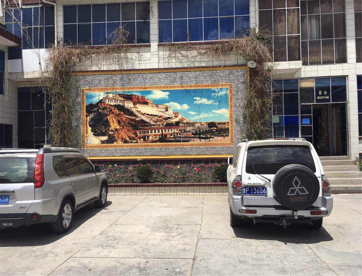 Overseas Tibetan Hotel Xiahe Exterior photo