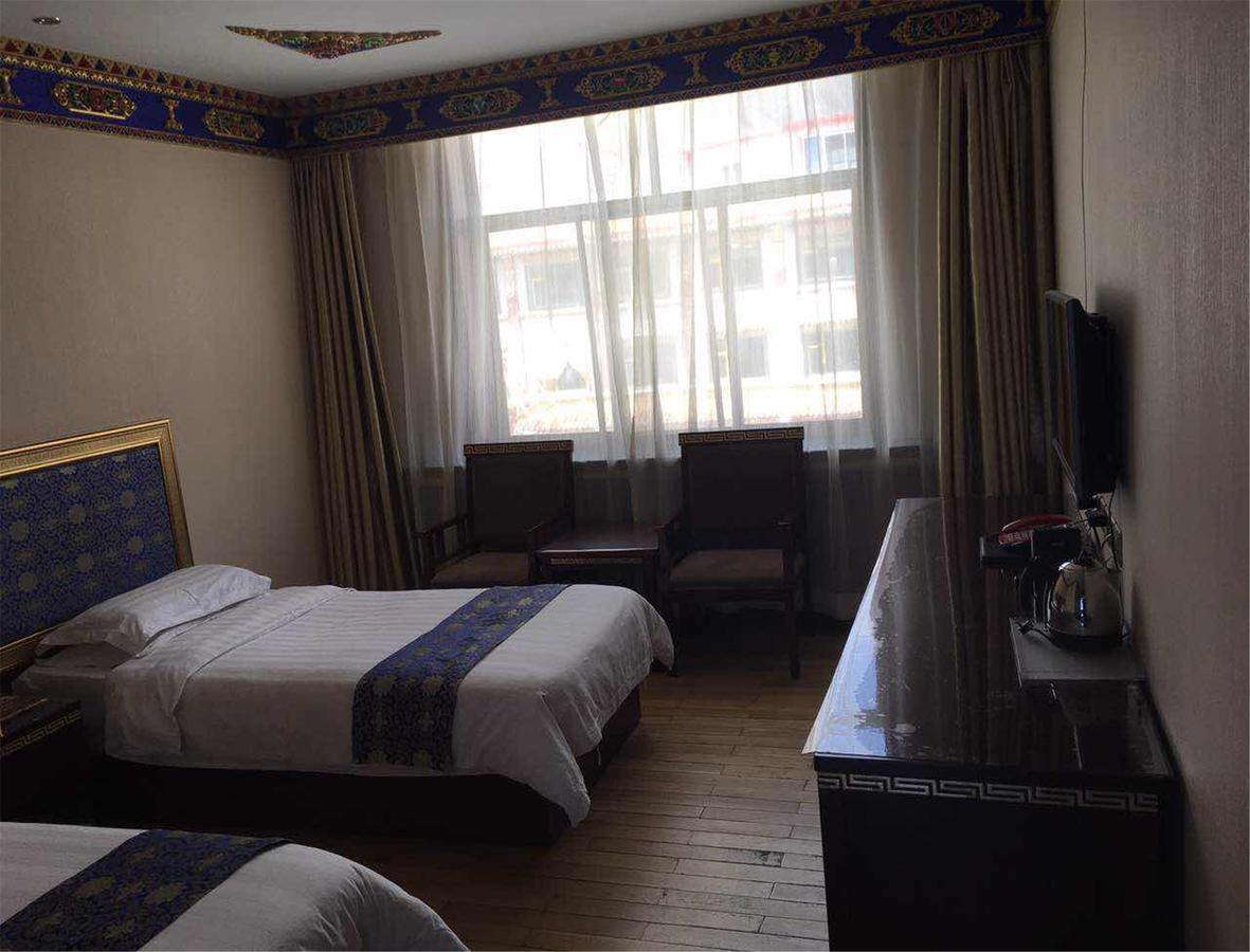 Overseas Tibetan Hotel Xiahe Exterior photo